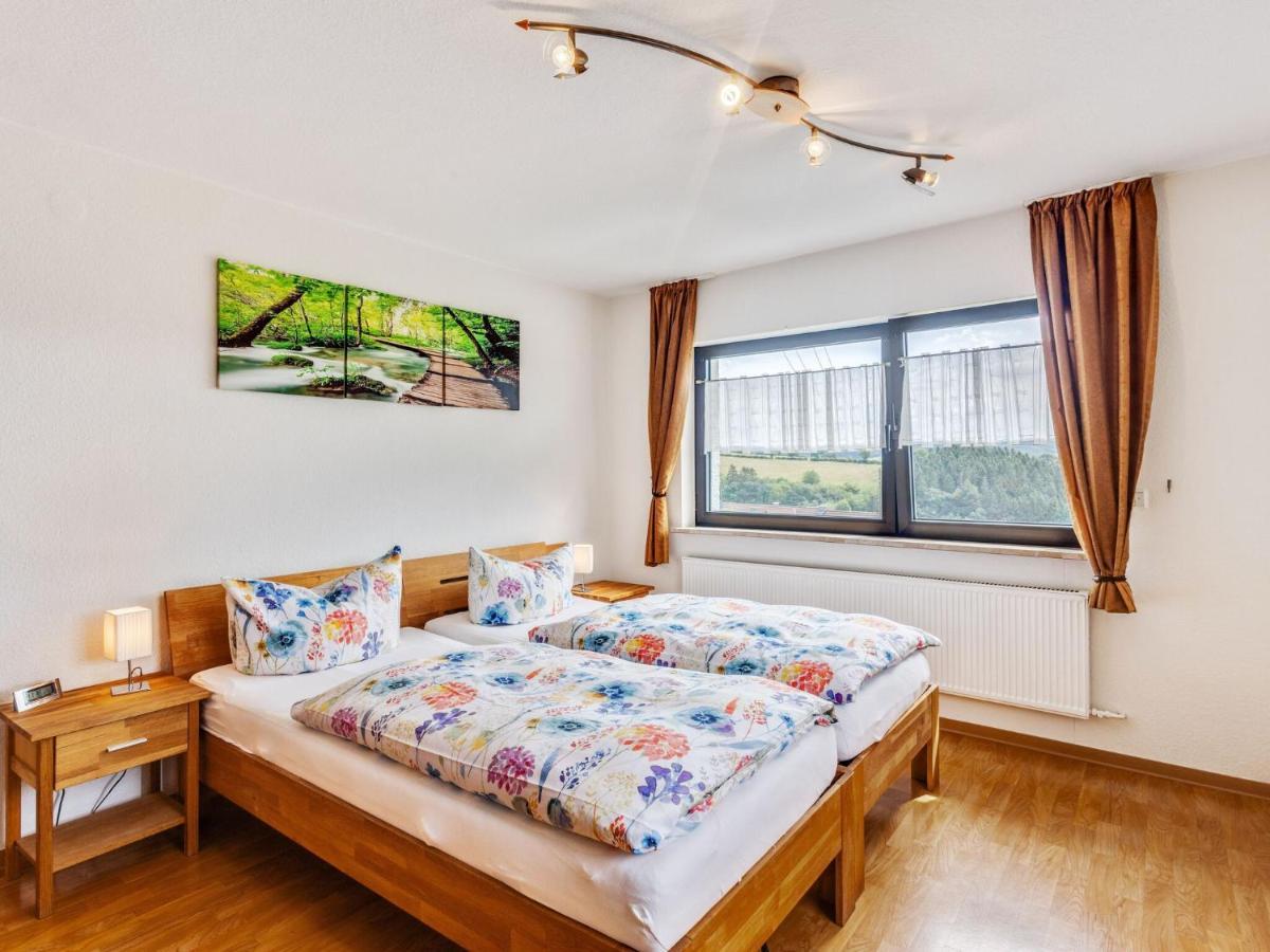 Beautiful Holiday Home Ideal For Hikers Kleinlangenfeld Bagian luar foto