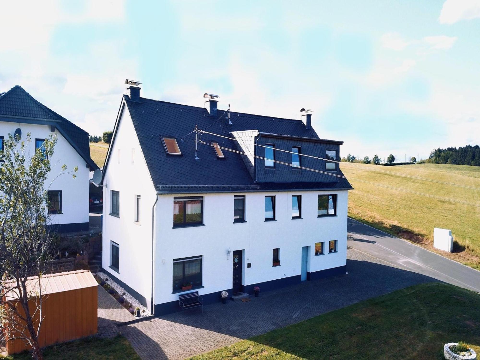 Beautiful Holiday Home Ideal For Hikers Kleinlangenfeld Bagian luar foto